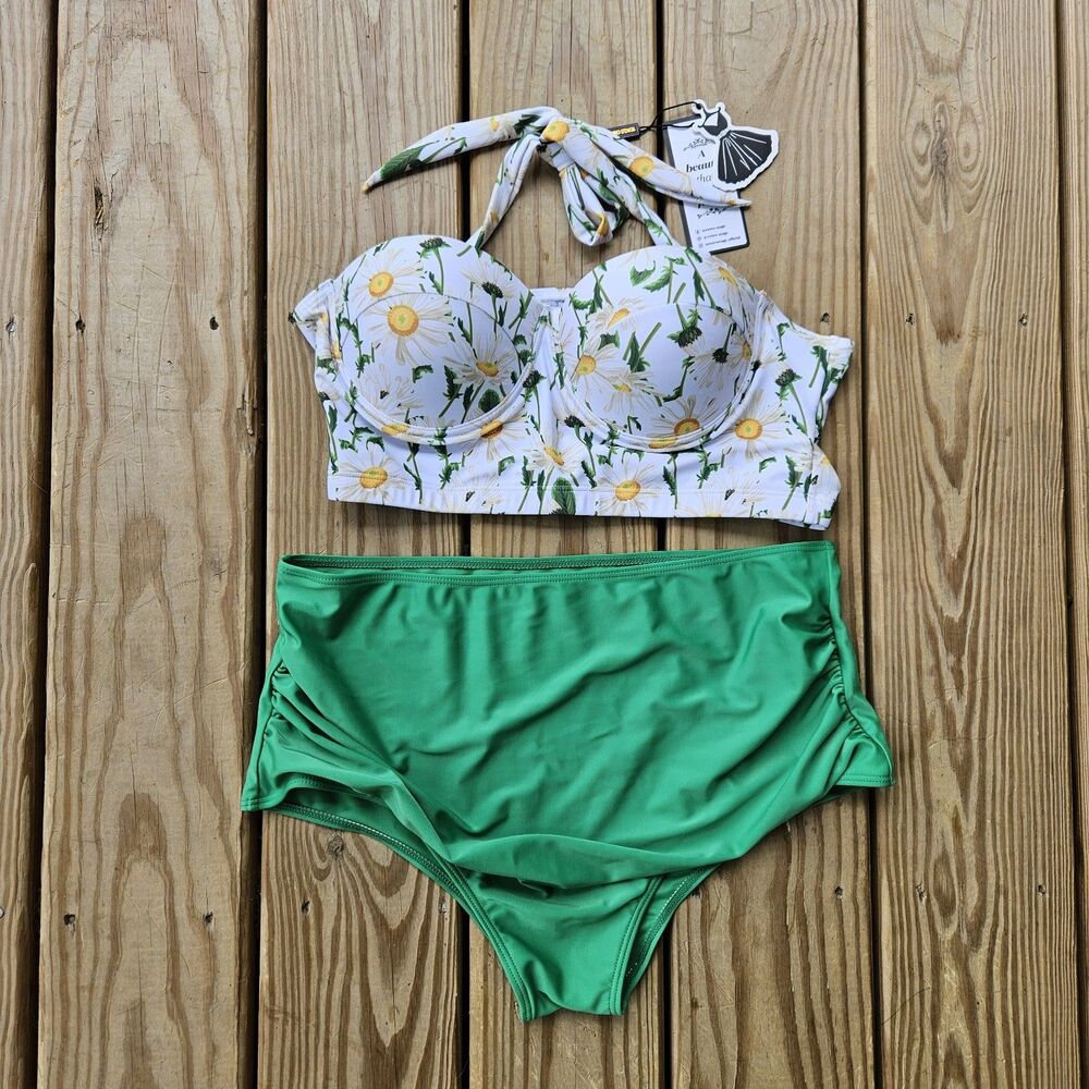 Retro Stage Women’s XL 1950s Floral Halter Bikini Swimsuit Daisy Green NWT